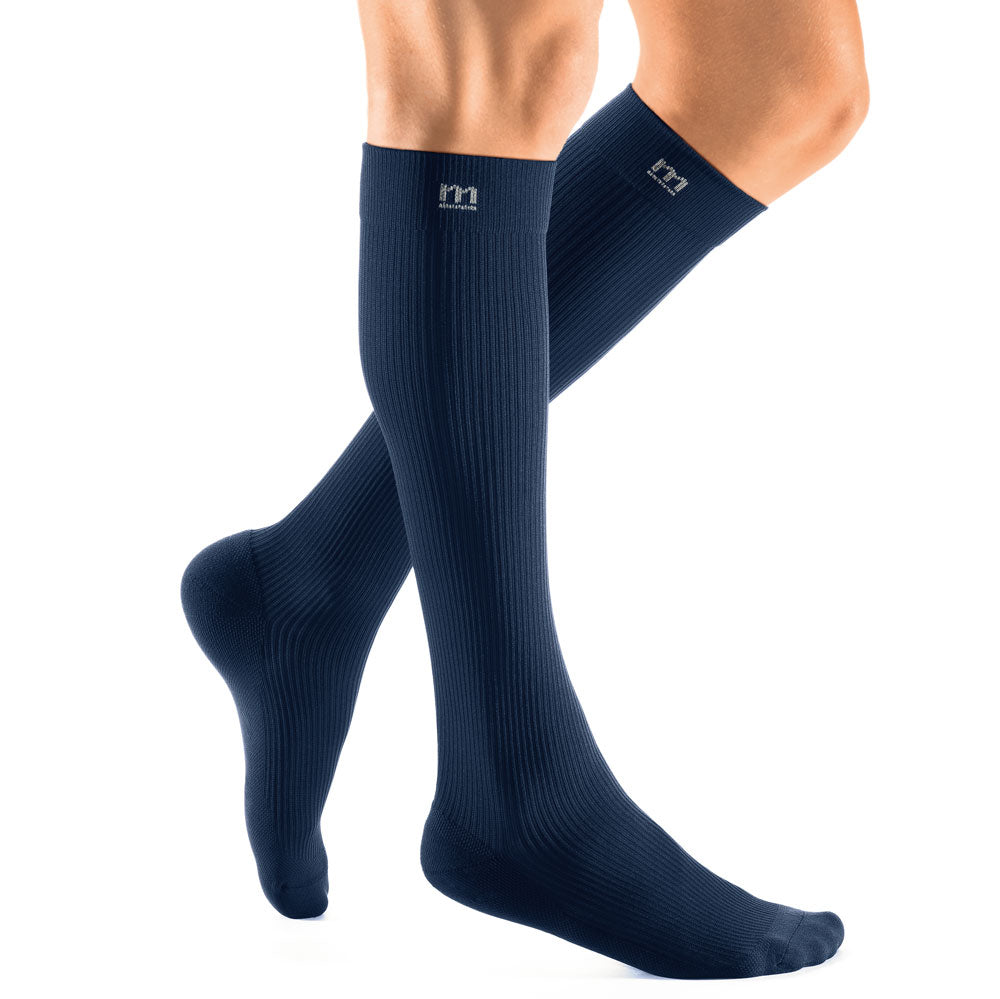 mediven active CCL1 Kompressionsstrümpfe kurz (37-42 cm) mit Trikotabschlussrand