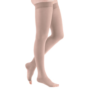 mediven comfort CCL2 AG Kompressionsstrümpfe kurz (62-71 cm) o. Fußpitze Noppenhaftband