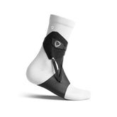 The BetterGuard Lite Sprunggelenkbandage für Sportler